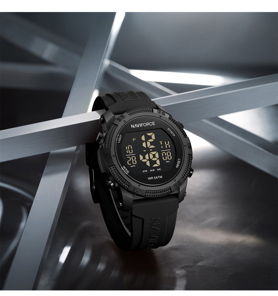Naviforce 7104