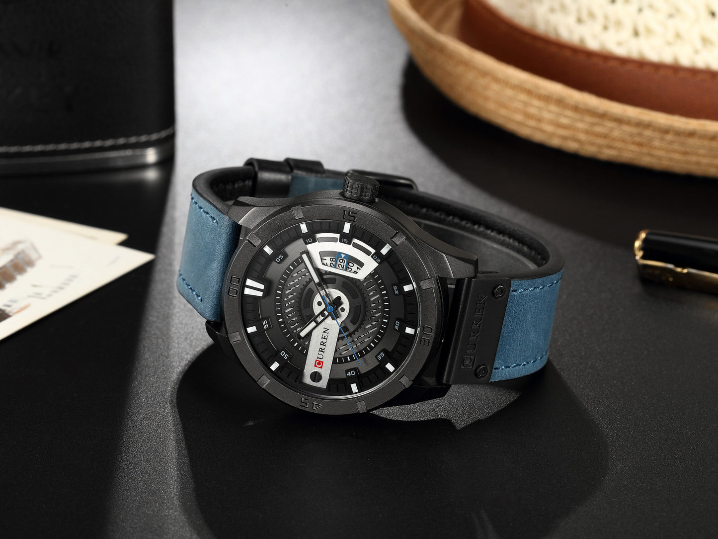 CURREN 8301